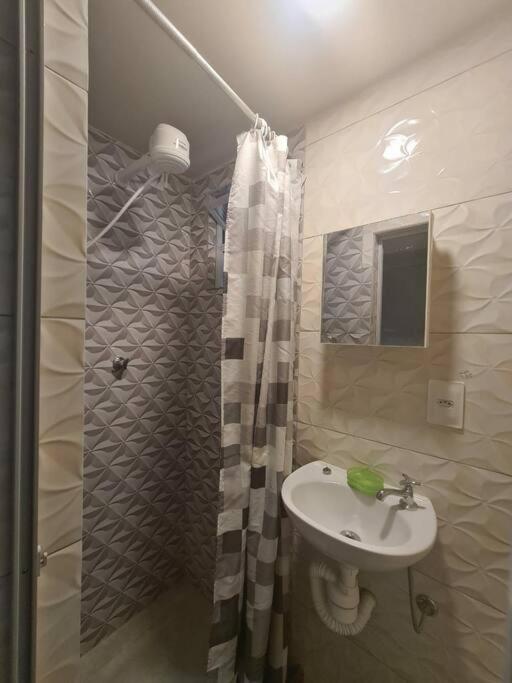 3 Quartos Em Frente Ao Metro Cinelandia Apartamento *